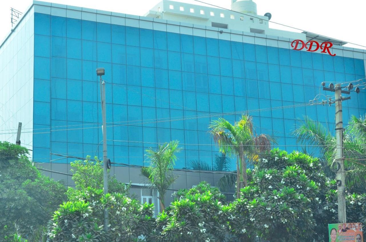 Ddr Hotel Residency Gurgaon Eksteriør bilde