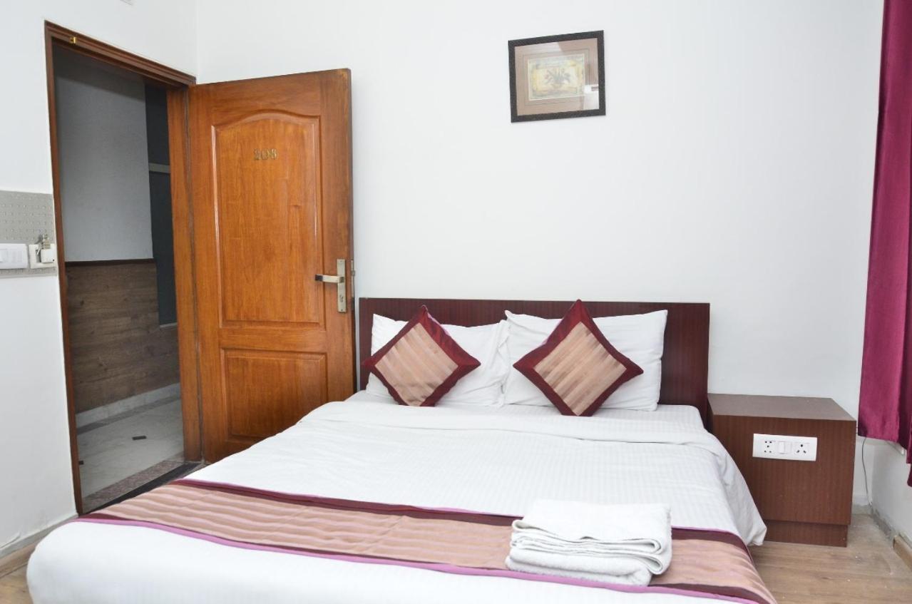 Ddr Hotel Residency Gurgaon Eksteriør bilde