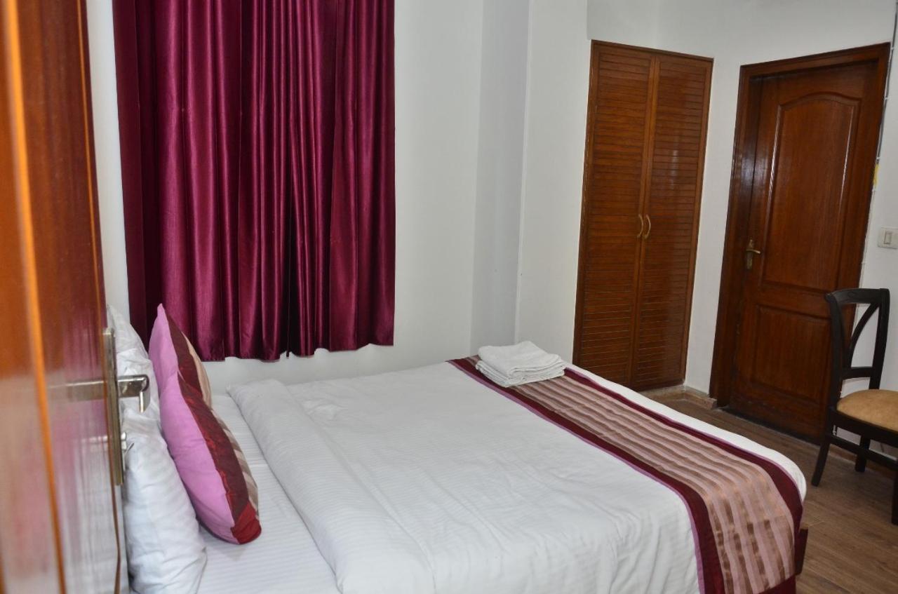 Ddr Hotel Residency Gurgaon Eksteriør bilde